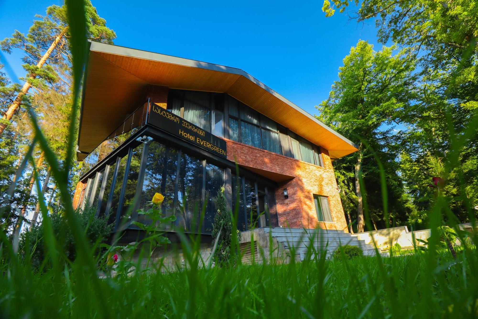 Hotel Evergreen Bordschomi Exterior foto